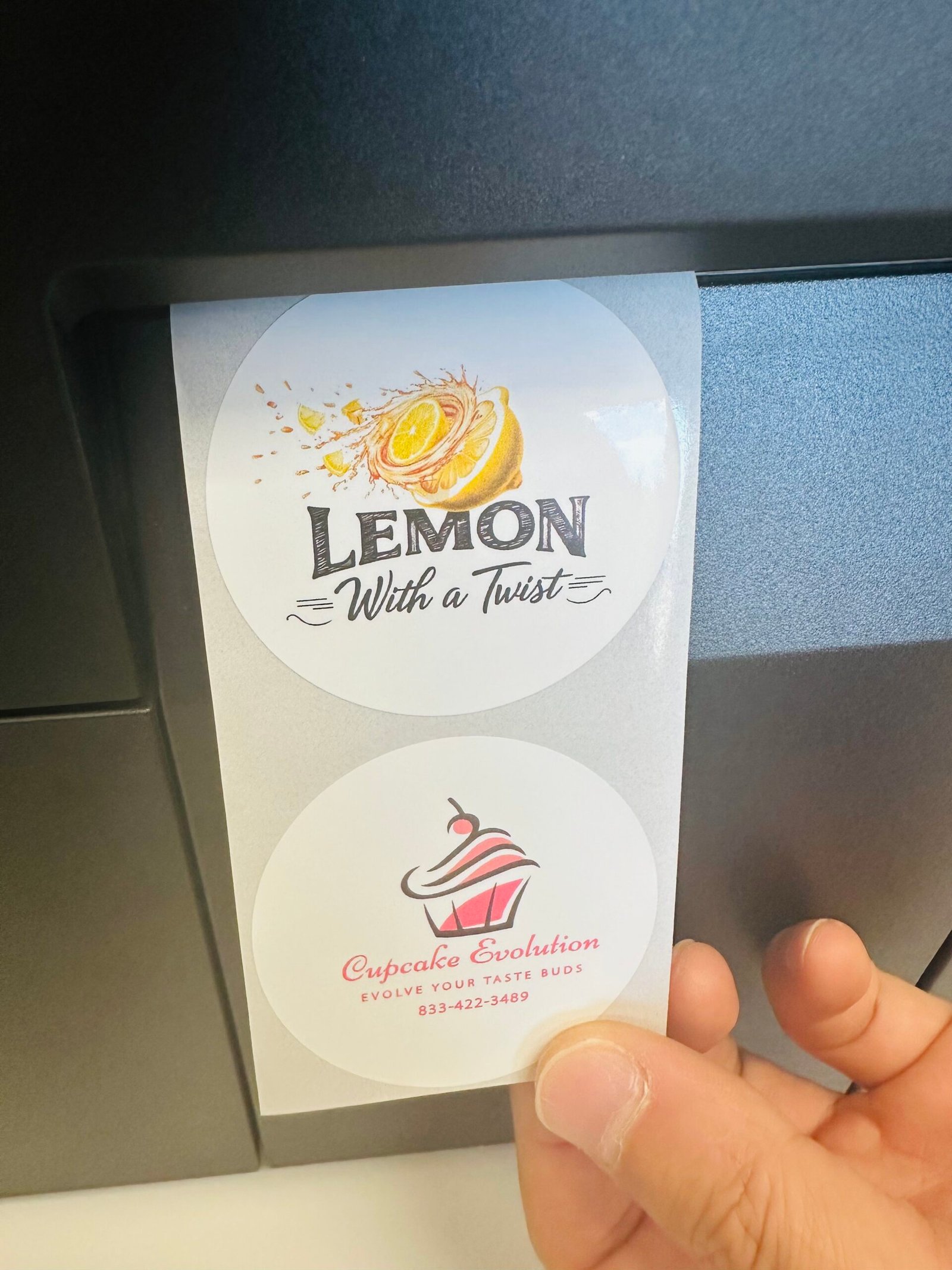 Custom 1.5", 2", 2.5", 3" Waterproof Round Sticker On Roll With Your Logo Design - Image 3